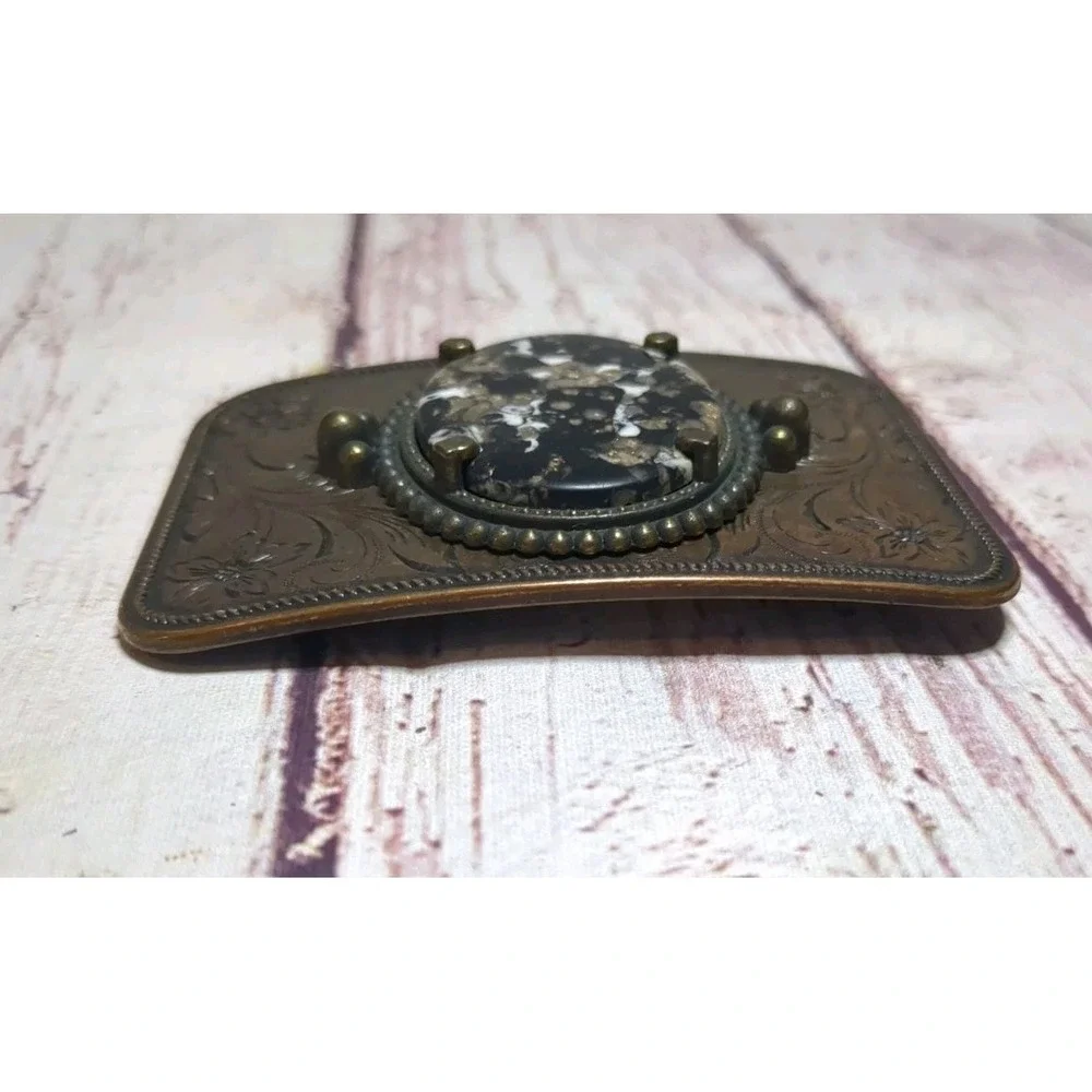 Source Unknown Antique-Style Floral Copper Belt Buckle with Black Marbled Center